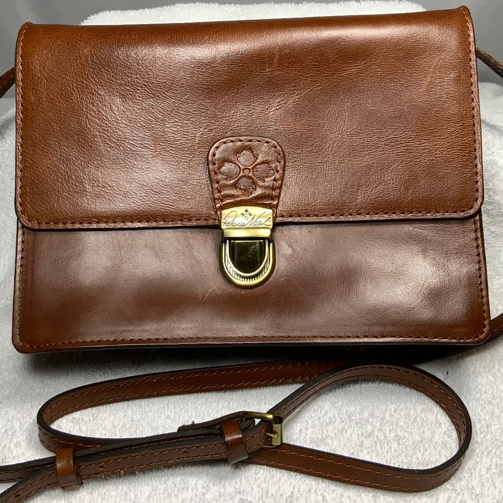 Patricia Nash Lanza Crossbody